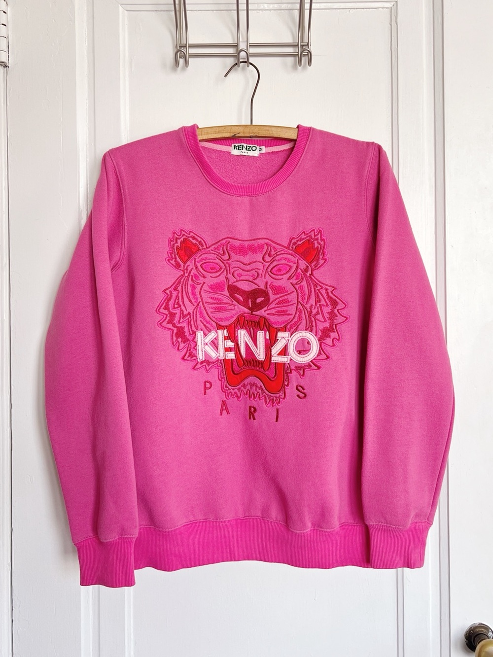 KENZO • Tiger Sweatshirt roaring face logo embroidered pink red pullover